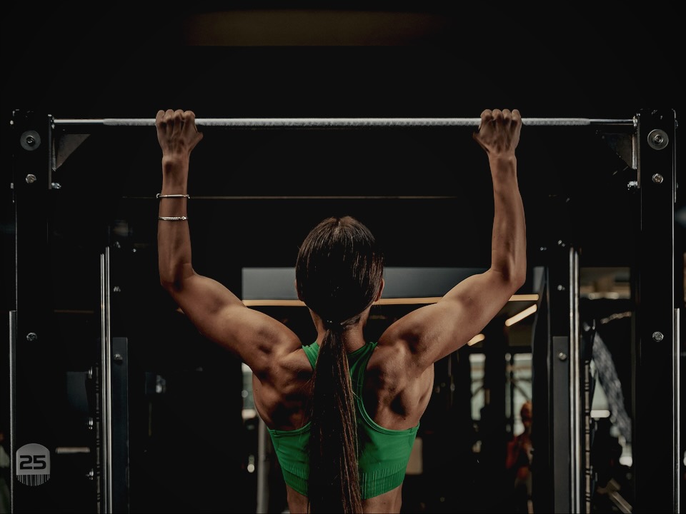 Athlete doing pull-ups
